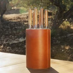 Wusthof Cutlery Wusthof Amici Knife Block -Knife Sets Shop am lifestyle campaign 09 1