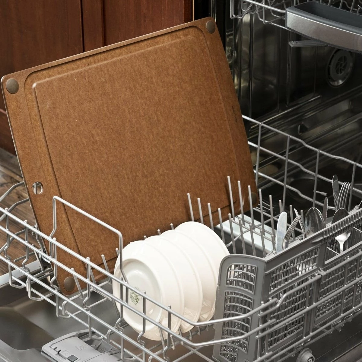 Epicurean All-in-One Series Cutting Board 14.5" × 11.25" | Nutmeg/Brown 6 Epicurean All-in-One Series Cutting Board 14.5" × 11.25" | Nutmeg/Brown - Image 4